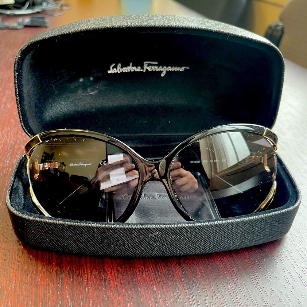 Ferragamo sunglasses NEW
